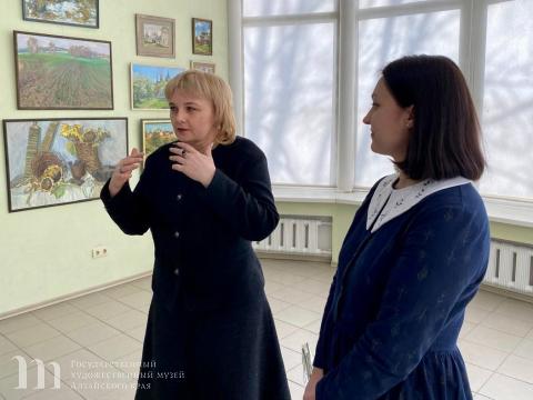 Сотрудник Художественного музея посетил открытие выставки Анны Тороповой &laquo;Навстречу весне&raquo; в &laquo;Арт-галерее Щетининых&raquo;