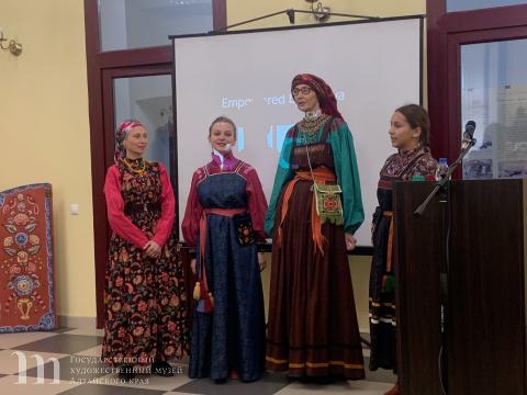 Сотрудники Художественного музея приняли участие в проекте Духовно-просветительского центра Алтайской митрополии &laquo;День седьмой&raquo;