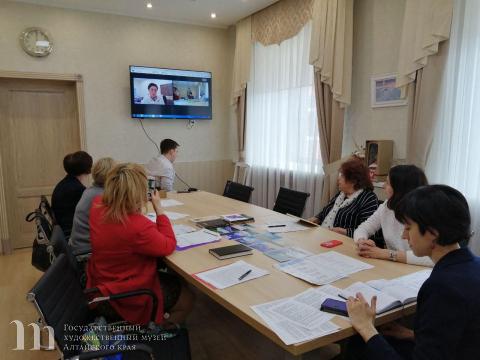 В Министерстве культуры Алтайского края состоялось совещание по итогам поездки на международный фестиваль &laquo;Интермузей 2024&raquo;. 29 мая 2024 года