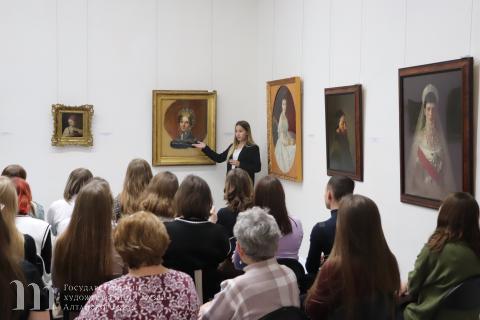 Выставка &laquo;Женщины в русском искусстве&raquo; успешно завершила свою работу в Художественном музее. 08 ноября 2023 года