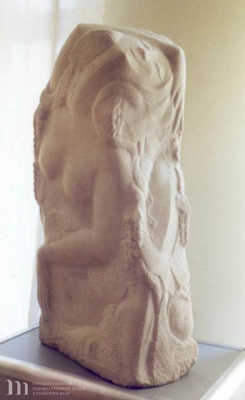 Лавров Георгий Дмитриевич (1895-1991) Вакханка. 1928 г. Композиция. Мрамор. 78х33х26.