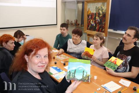 В Художественном музее состоялось мероприятие, посвященное Н.К. Рериху, для пациентов Алтайской краевой клинической психиатрической больницы им. Ю.К. Эрдмана. 19 апреля 2024 года