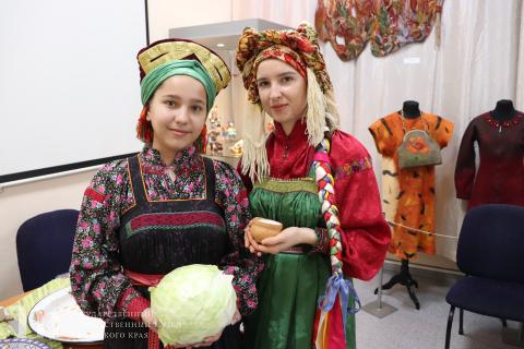 Покровская вечерка в Художественном музее Алтайского края. 25 октября 2025 года