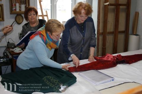 Продолжается многолетнее сотрудничество Художественного музея и реставрационной мастерской &laquo;Феномен&raquo;